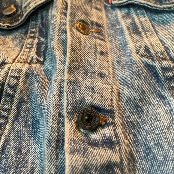 Vintage Levi’s Denim Trucker jacket made in the USA blue denim blue Jean 70s 80s - Picture 5 of 13